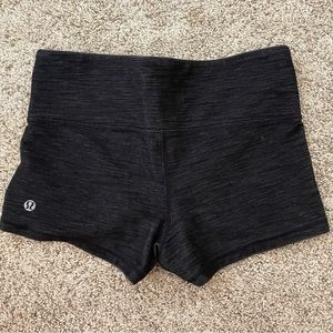 Lululemon spandex shorts